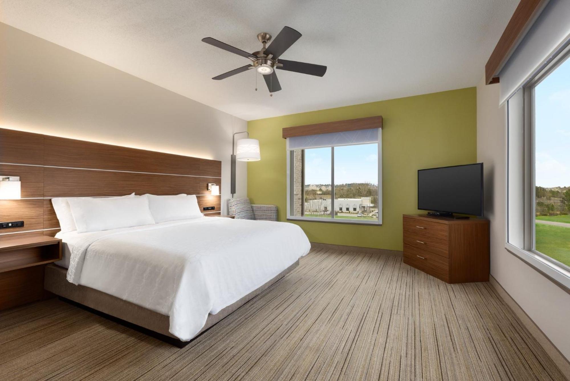 Holiday Inn Express Hotel & Suites Opelika Auburn By Ihg Экстерьер фото