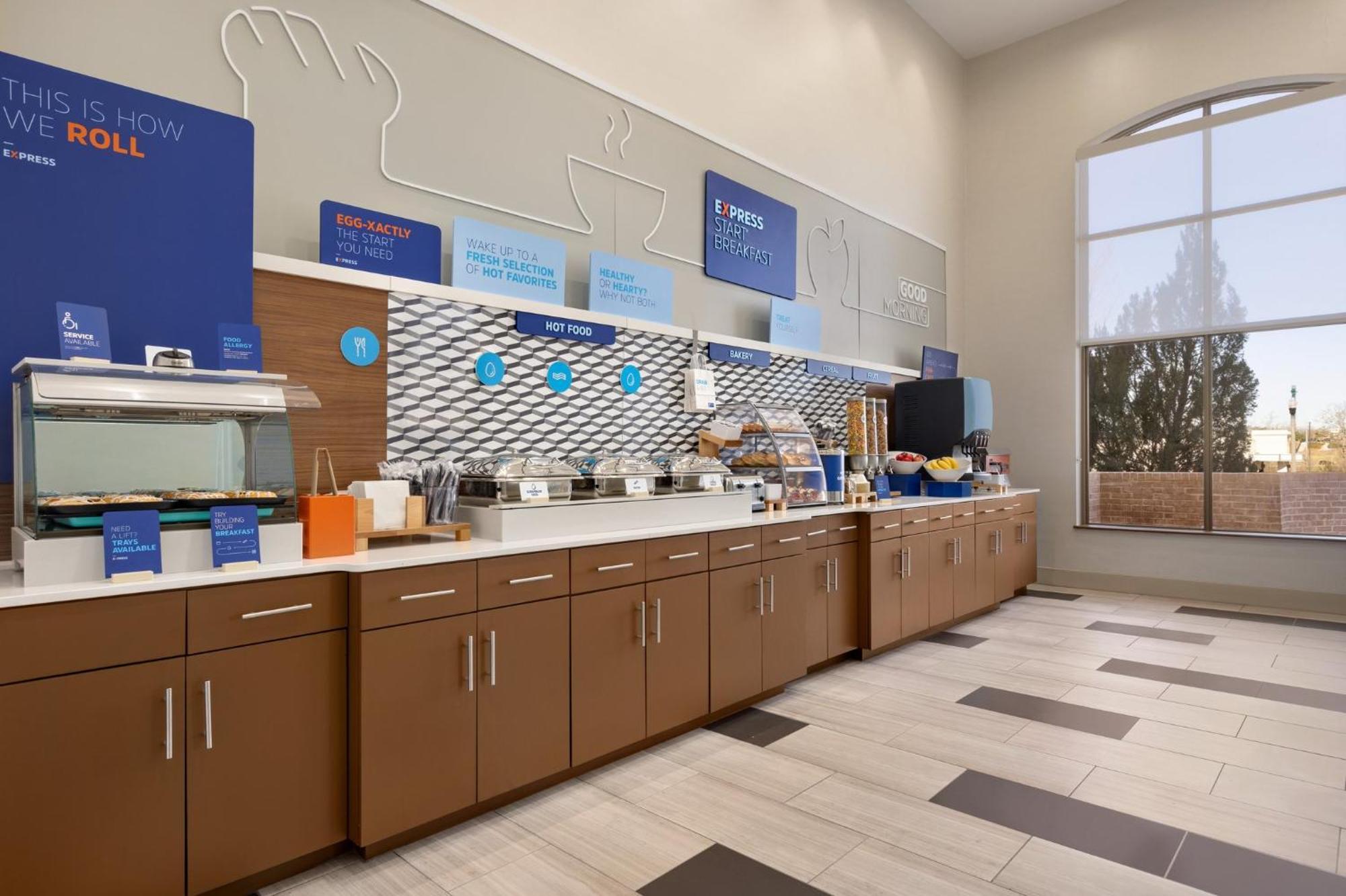 Holiday Inn Express Hotel & Suites Opelika Auburn By Ihg Экстерьер фото