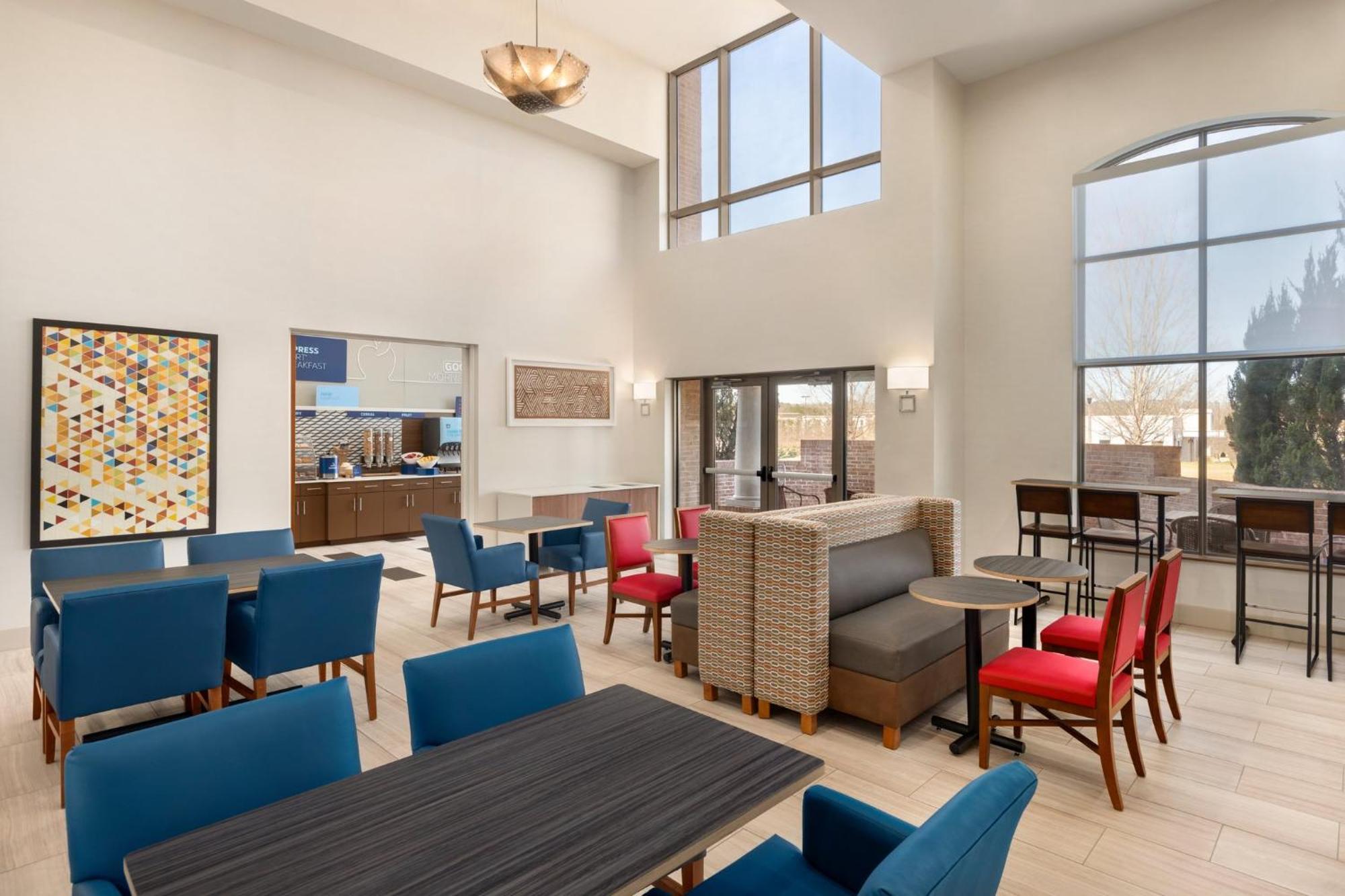 Holiday Inn Express Hotel & Suites Opelika Auburn By Ihg Экстерьер фото