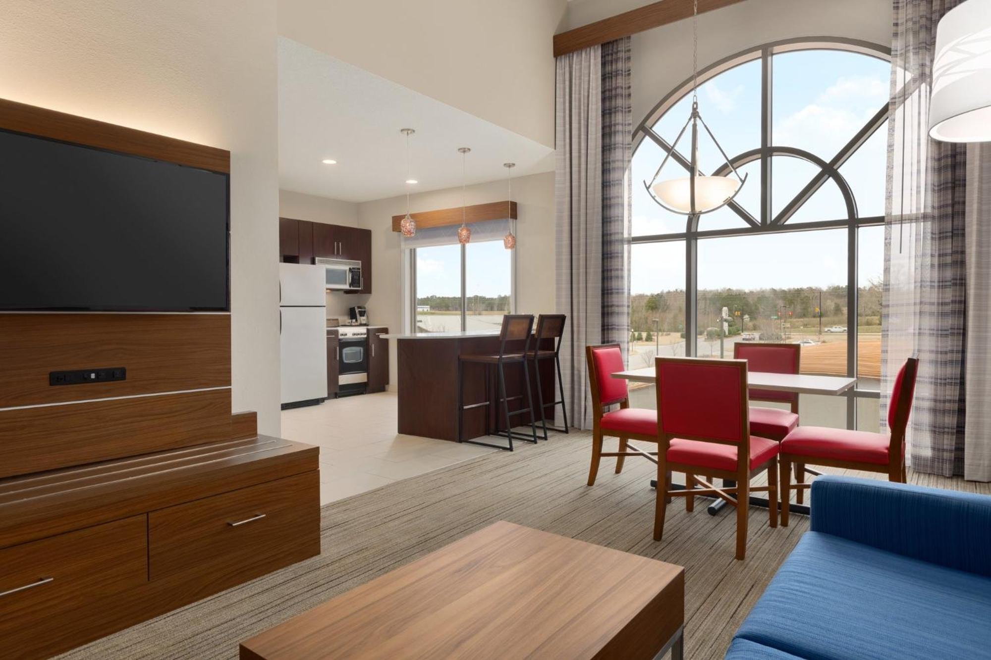 Holiday Inn Express Hotel & Suites Opelika Auburn By Ihg Экстерьер фото