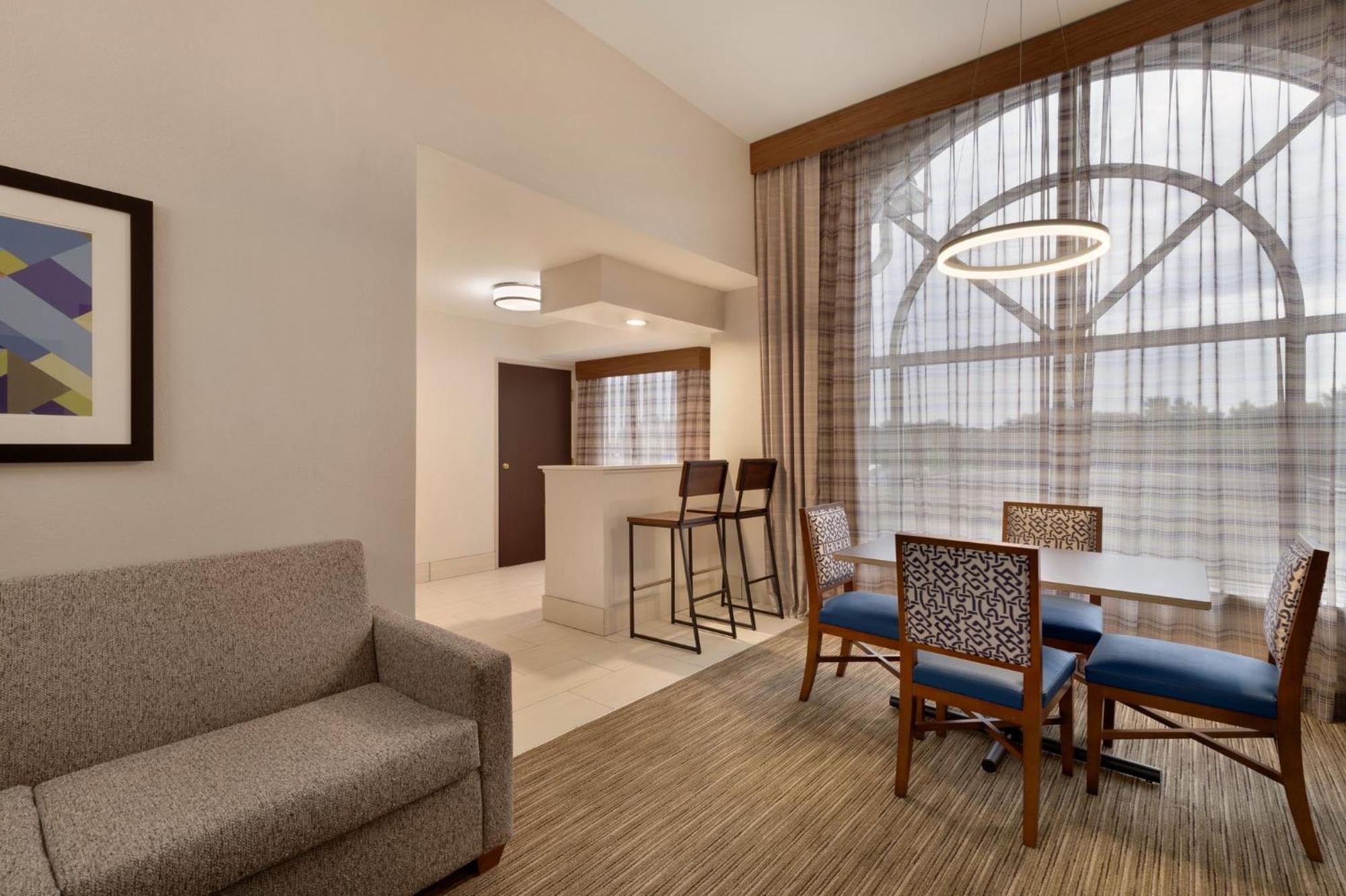 Holiday Inn Express Hotel & Suites Opelika Auburn By Ihg Экстерьер фото